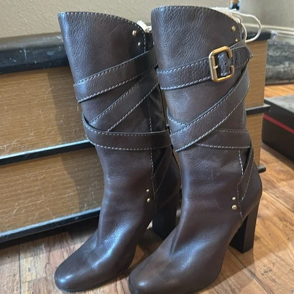 EUC Chloe brown leather buckle boots sz 40 - Picture 2 of 5